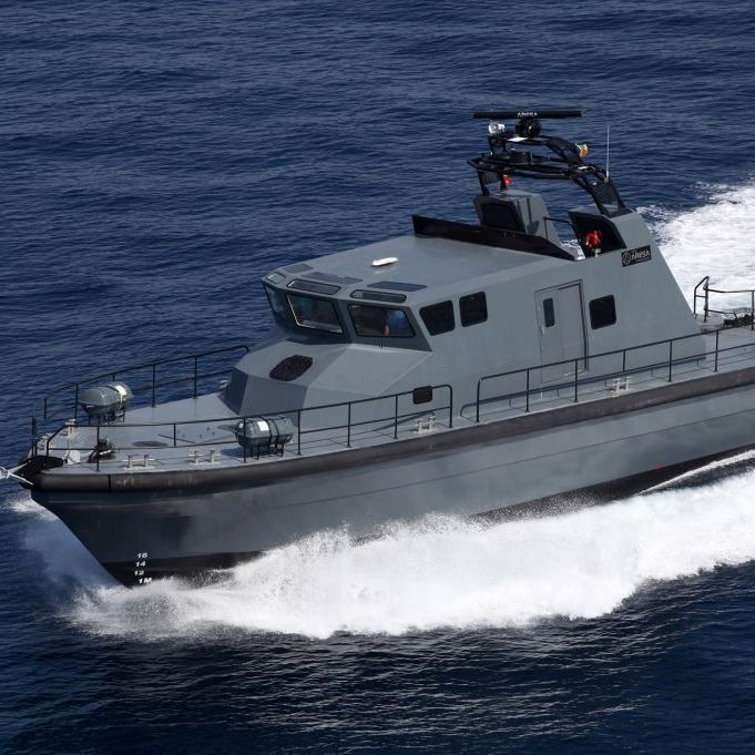 Bateau De Surveillance Ipv Defender Aresa Shipyard In