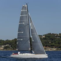 Monocoque / de course / daysailer / cockpit...