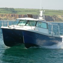 Bateau d'études hydrographiques catamaran...