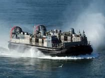 a&eacute;roglisseur militaire LCAC Hi Tech International