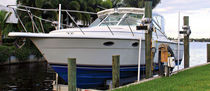 ascenseur &agrave; bateaux CATEGORY 2 Hurricane Boat Lifts