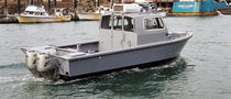 bateau &agrave; moteur : bateau de travail polyvalent (en aluminium, avec cockpit ferm&eacute;) 29' Workskiff Inc