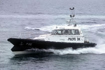 bateau de service : bateau pilote ORC 136 Bernard Shipyard