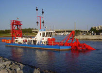 bateau de travail : drague 1170 Ellicott Dredges