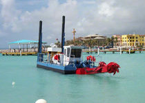bateau de travail : drague avec pieux d'ancrage 370HP Ellicott Dredges