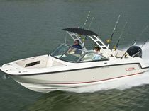 bateau &agrave; moteur : runabout bow-rider hors-bord 230 VANTAGE Boston Whaler