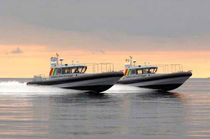 bateau de surveillance : vedette RPB 12 PROP  Raidco Marine