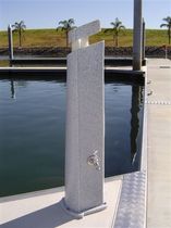 borne de distribution d'eau pour ponton (avec &eacute;clairage int&eacute;gr&eacute;)  Superior Jetties