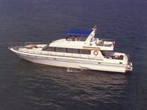 catamaran &agrave; moteur : motor-yacht de luxe &agrave; fly (en composite) 041 Marsun Company