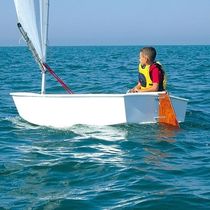 d&eacute;riveur de classe ISAF : OPTIMIST BABY BOAT CNA Cantiere Nautico