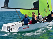 d&eacute;riveur (spinnaker asym&eacute;trique, double trap&egrave;ze) LUDIC Phil&eacute;as Boats