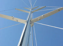 m&acirc;t carbone de voiliers  Nordic Mast
