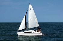 voilier mixte de croisi&egrave;re 27 EDGE Marlow Hunter