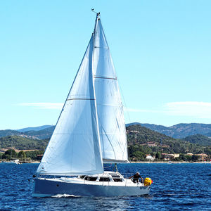 monocoque / de croisière / en aluminium / 1 cabine