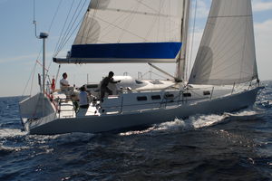 monocoque / de grande croisière / en aluminium / 3 cabines