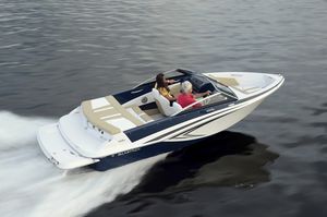 runabout in-bord / bow-rider / max. 6 personnes / bain de soleil
