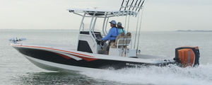 bay boat hors-bord / à console centrale / de pêche sportive / T-Top