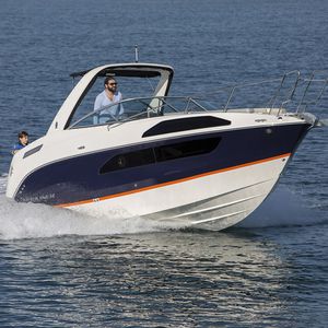 cabin-cruiser in-bord / open / max. 8 personnes