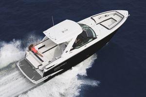 runabout in-bord / à double console / bow-rider / de ski nautique