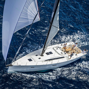 monocoque / de course-croisière / cockpit ouvert / 3 cabines