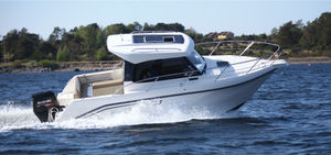 cabin-cruiser hors-bord / hard-top / max. 7 personnes