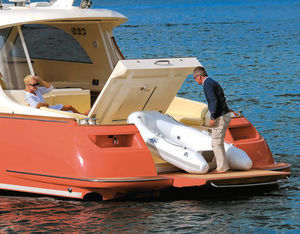 vedette in-bord / de sport / lobster / max. 12 personnes