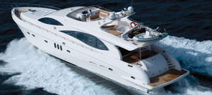 motor-yacht de croisière / à fly / coque semi-planante