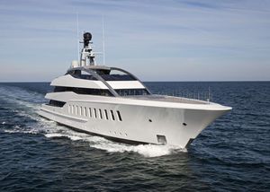 mega-yacht de croisière / raised pilothouse / 6 cabines