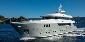 super-yacht de croisière / avec timonerie