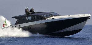 motor-yacht de croisière / hard-top / coque planante / 5 cabines
