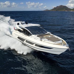 motor-yacht de croisière / hard-top / 3 cabines
