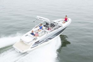 runabout in-bord / bow-rider / de sport / T-Top