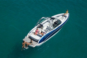 runabout in-bord / bow-rider / de sport