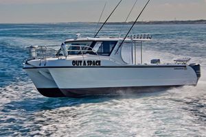vedette catamaran / hors-bord / bi-moteur / de pêche sportive