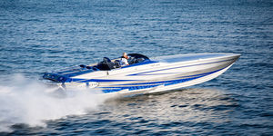 runabout in-bord / offshore