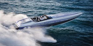 runabout in-bord / offshore