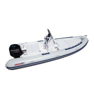 bateau pneumatique hors-bord / semi-rigide / à console centrale / max. 10 personnes