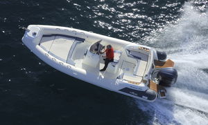 bateau pneumatique hors-bord / semi-rigide / à console centrale / max. 14 personnes
