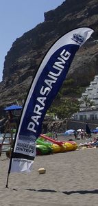 drapeau de plage pour le parachute ascensionnel