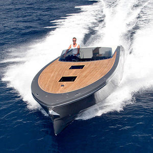 runabout in-bord / bi-moteur / à double console / traditionnel