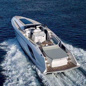 vedette in-bord / bimoteur / open / à double console