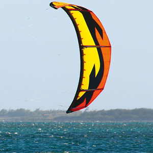 aile de kitesurf hybride / de race