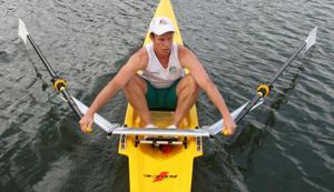 bateau d'aviron de loisir / skiff