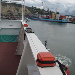 système de navigation pour navire / radar / par ordinateur / tout-en-un