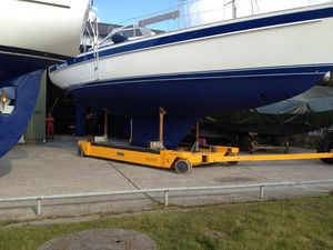 remorque de manutention / pour chantier naval / toutes roues directrices
