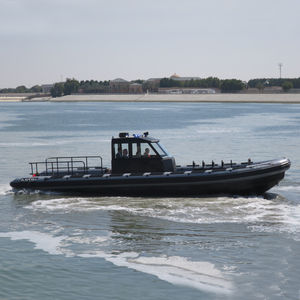 bateau militaire bateau pneumatique semi-rigide