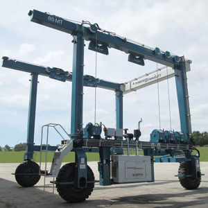 travel lift toutes roues directrices / contrôlé à distance
