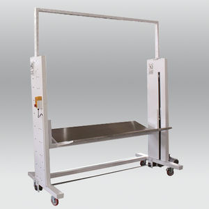 stockeur pour chantier naval / pour alimentation de table de découpe / pour rouleaux de tissu
