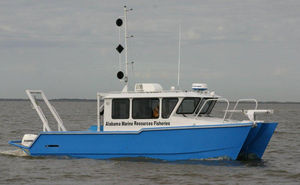bateau de recherche scientifique