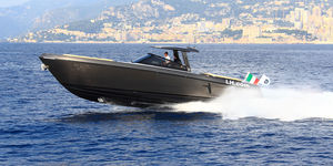 runabout in-bord / à double console / en carbone / annexe pour yacht